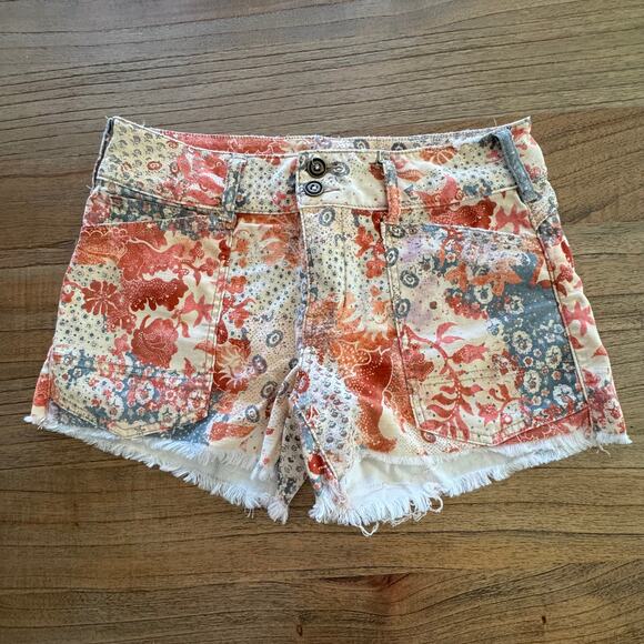 Pilcro by Anthropologie Pants - Pilcro (Anthropologie) Women's Shorts - Size 28